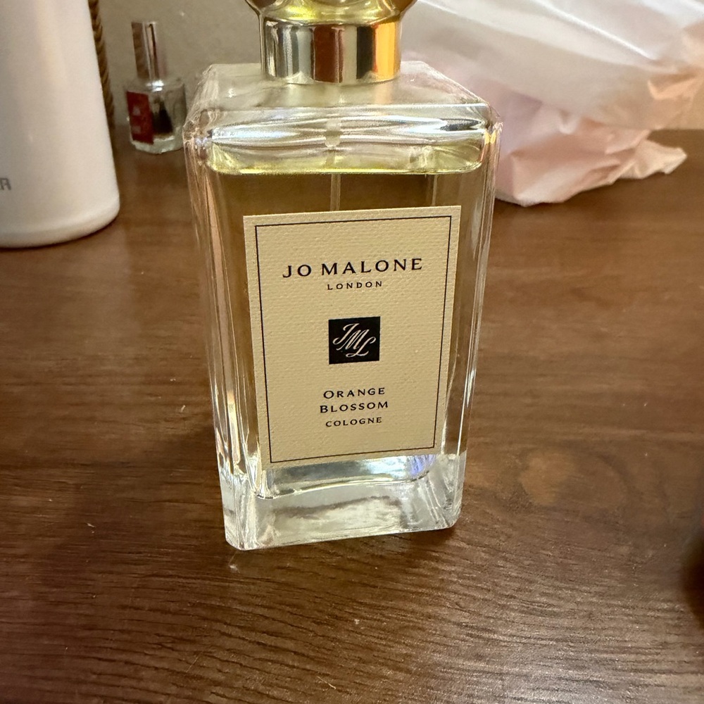 Jo Malone Orange Blossom Cologne — Clear Glass Bottle with Gold Cap
